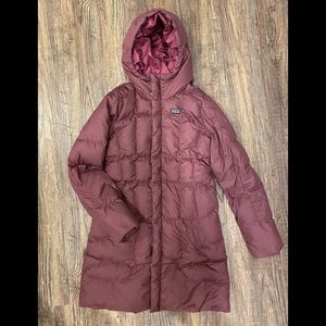 Patagonia Girls Parka Size: XL(14) or women’s XS/S